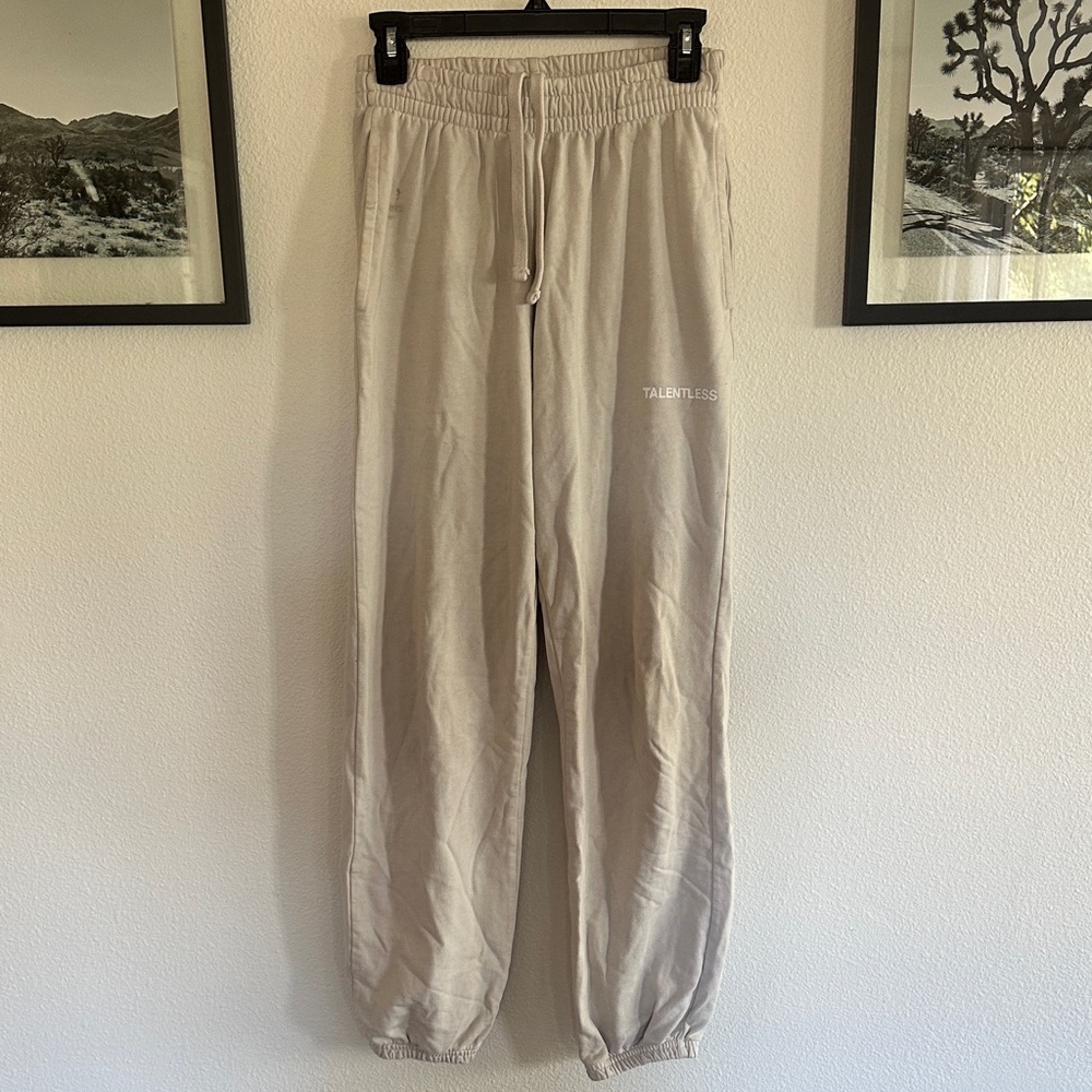 TALENTLESS Light Beige Joggers